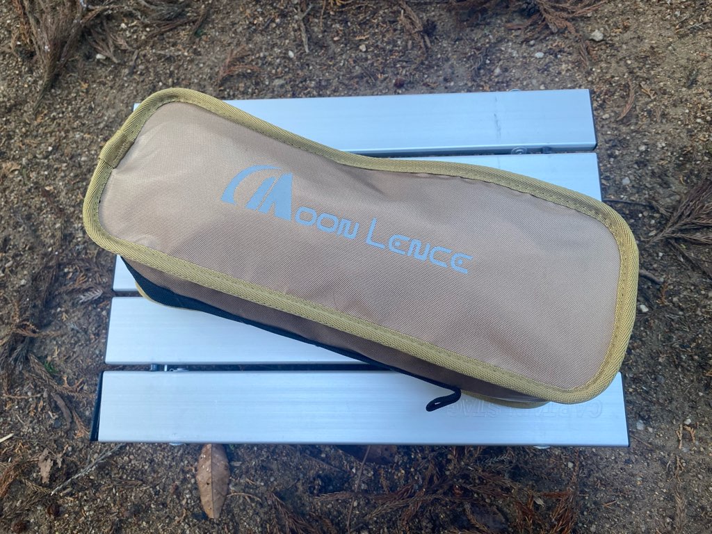 Moon Lenceのアウトドアチェア収納された状態